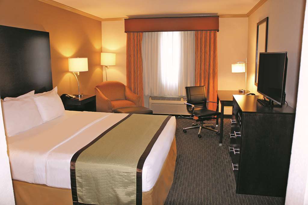 La Quinta By Wyndham Davis Hotel Quarto foto