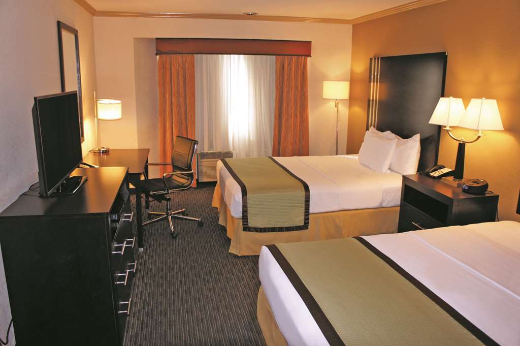 La Quinta By Wyndham Davis Hotel Quarto foto